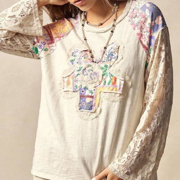 Apricot Boho Casual Women's Knit Contrast Lace Floral T-Shirt - Picture 6 of 9